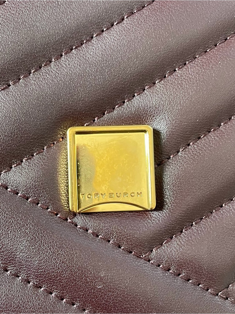 Tory Burch Kira Chevron Quilted Convertible Shoulder Bag - Picture 5 of 14